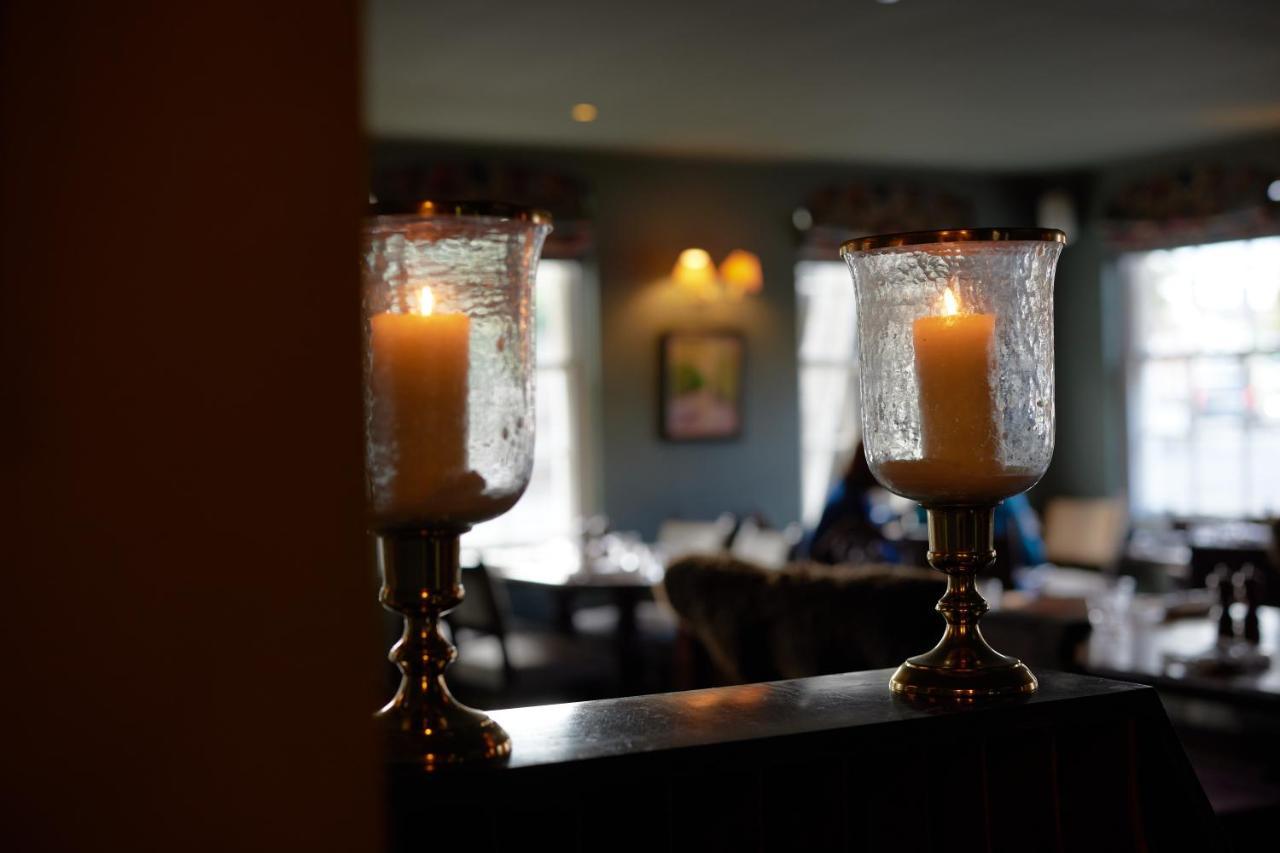 The Pembroke Arms Hotell Wilton  Eksteriør bilde