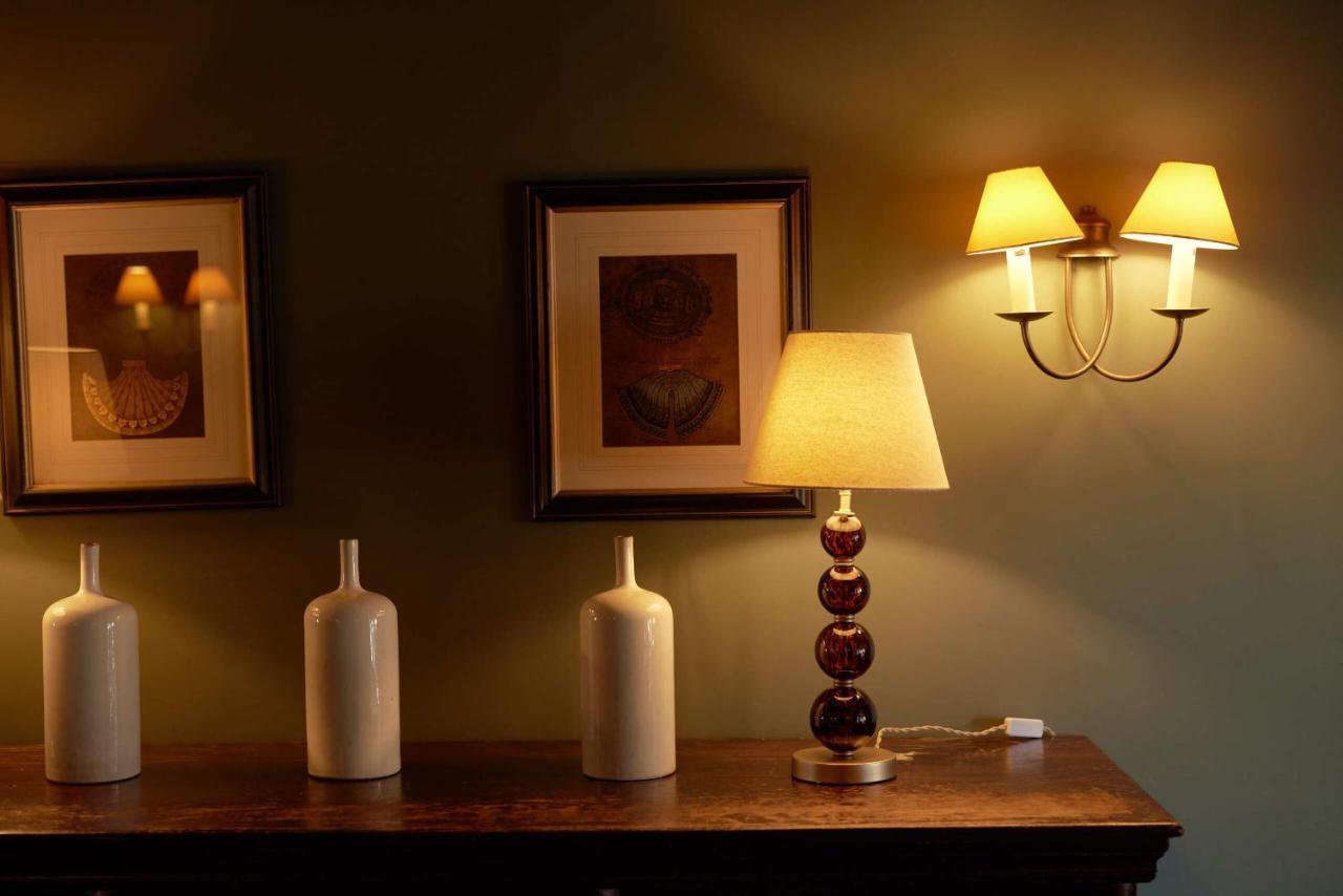 The Pembroke Arms Hotell Wilton  Eksteriør bilde